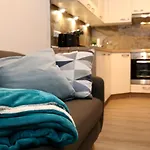 Appartement Seeblick25 - - Balkony - Wifi - Great View - New & Modern *