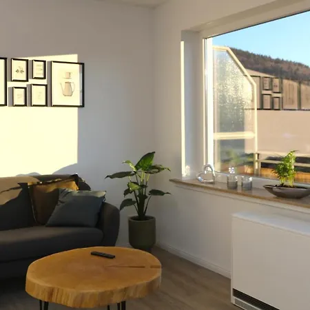 Seeblick25 - - Balkony - Wifi - Great View - New & Modern وينتربرغ